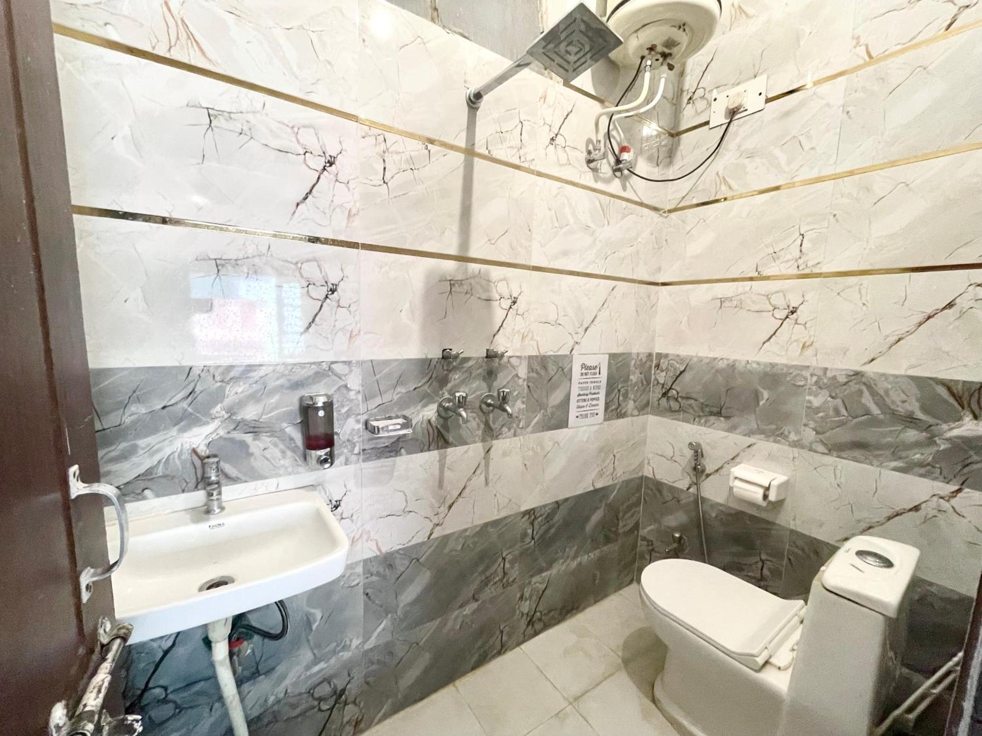 Himalaya Stay Rishīkesh Habitación foto