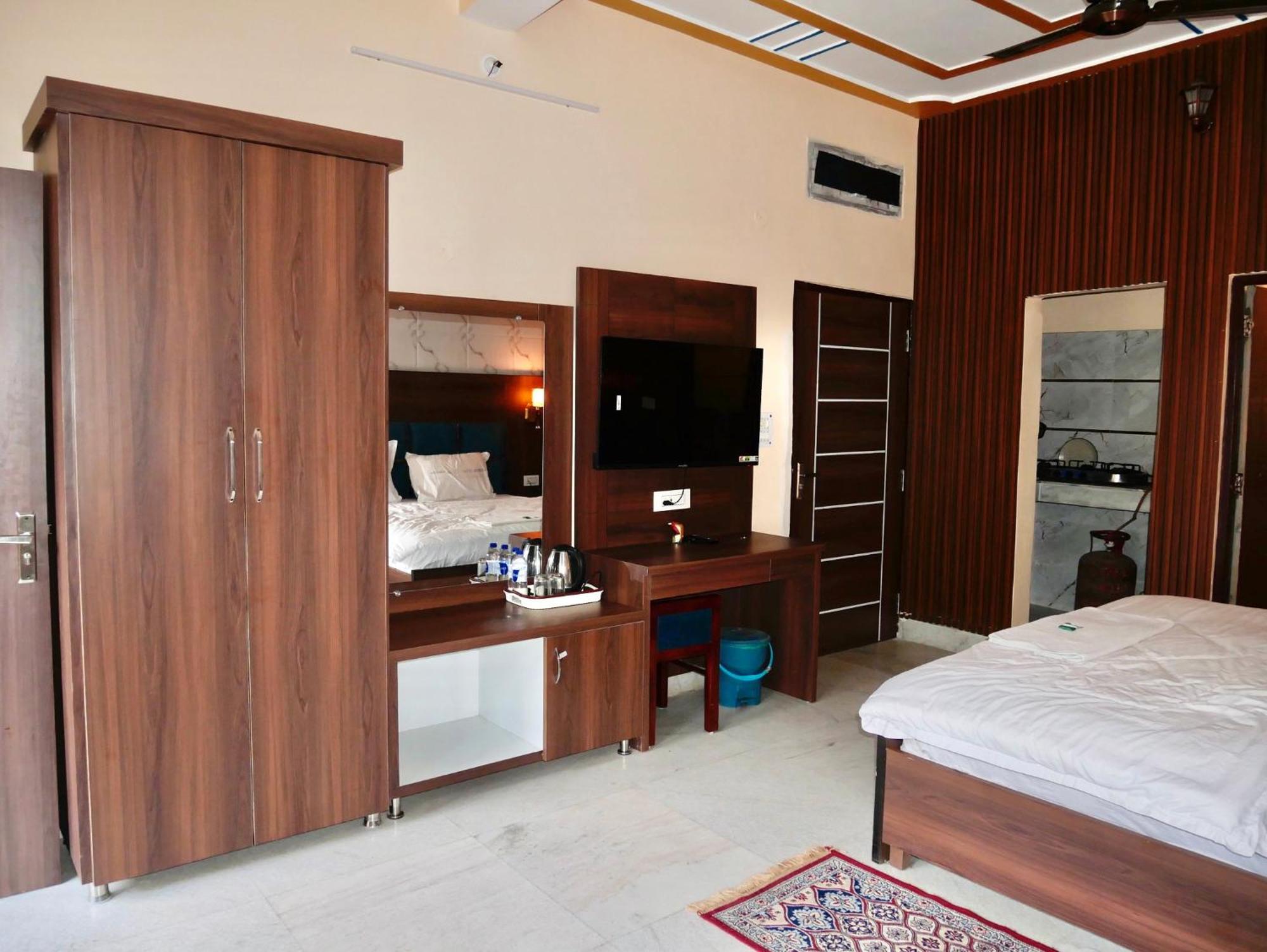 Himalaya Stay Rishīkesh Habitación foto